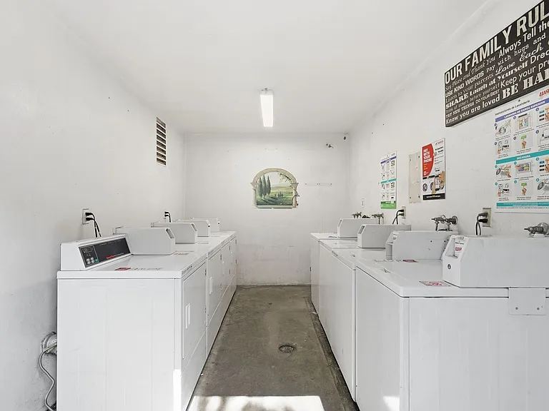 475 E Foothill Blvd — Photo 12