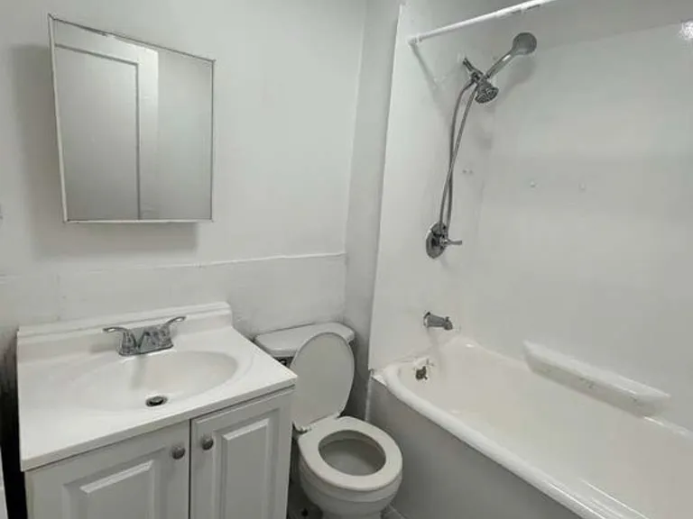 759 Highland Ave — Photo 10