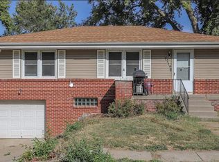 7714 Davis Cir, Omaha, NE 68134