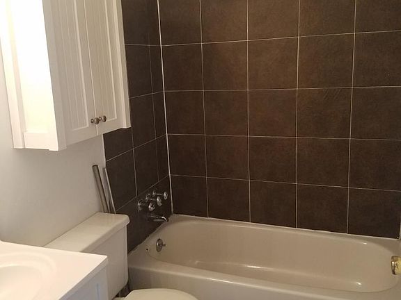 5th image of 1832 Callowhill St #2nd