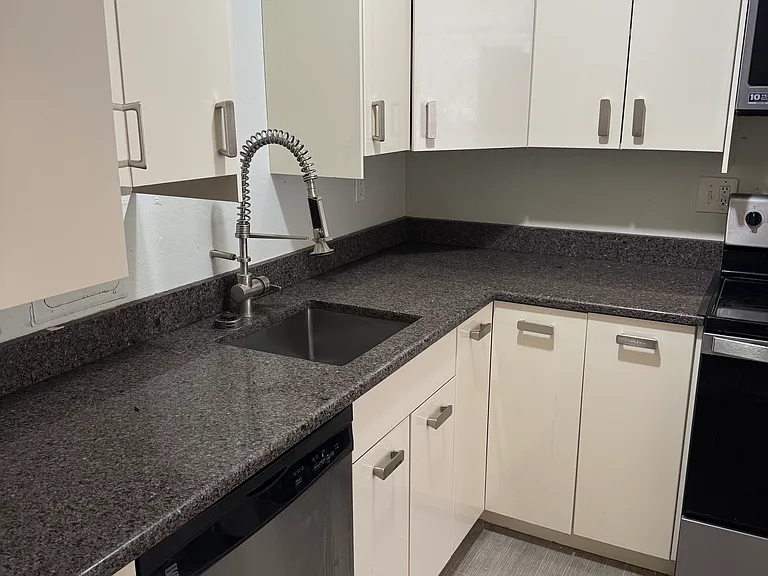 555 Pierce St #1336 — Photo 6