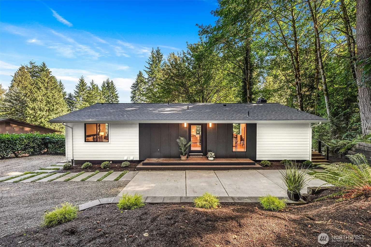 15909 175th Avenue NE photo 1