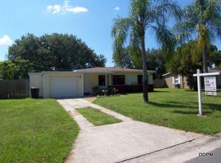 7218 Orpine Dr N, Saint Petersburg, FL 33702