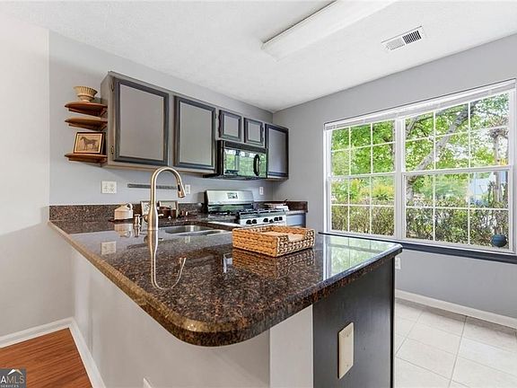 4th image of 4295 Cabretta Dr SE #1