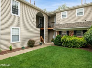 100 Neilly Ct #100, Old Bridge, NJ 08857