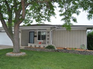 7442 Derby St, Canton, MI 48187