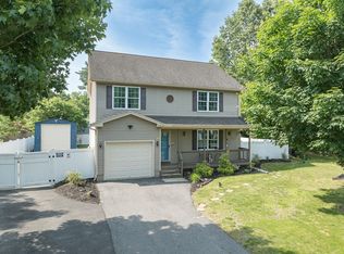 31 Acrebrook Rd, Springfield, MA 01129
