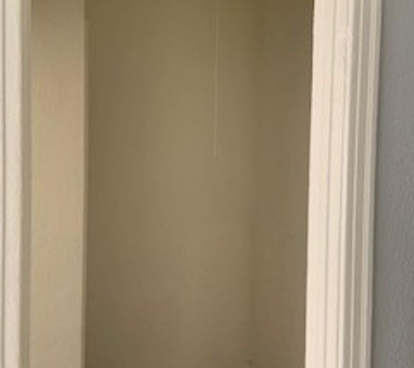 1st image of 4144 W Adams Blvd APT 04