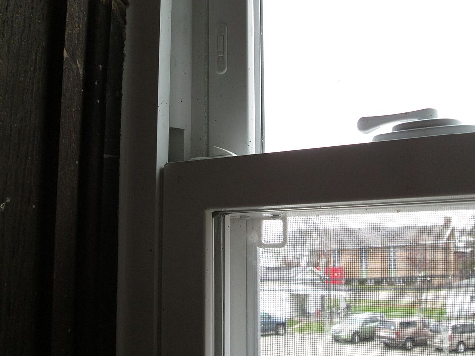 2nd image of 109 N Commerce St