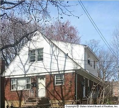 2nd image of 135 Roff St
