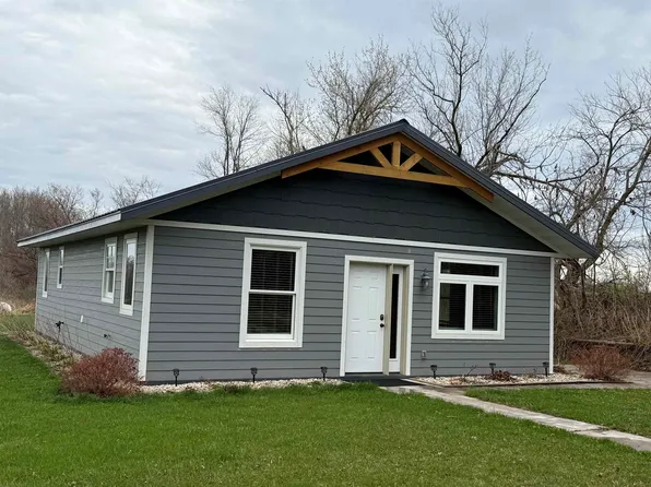 16735 Freeman Rd, Gays Mills, WI 54631