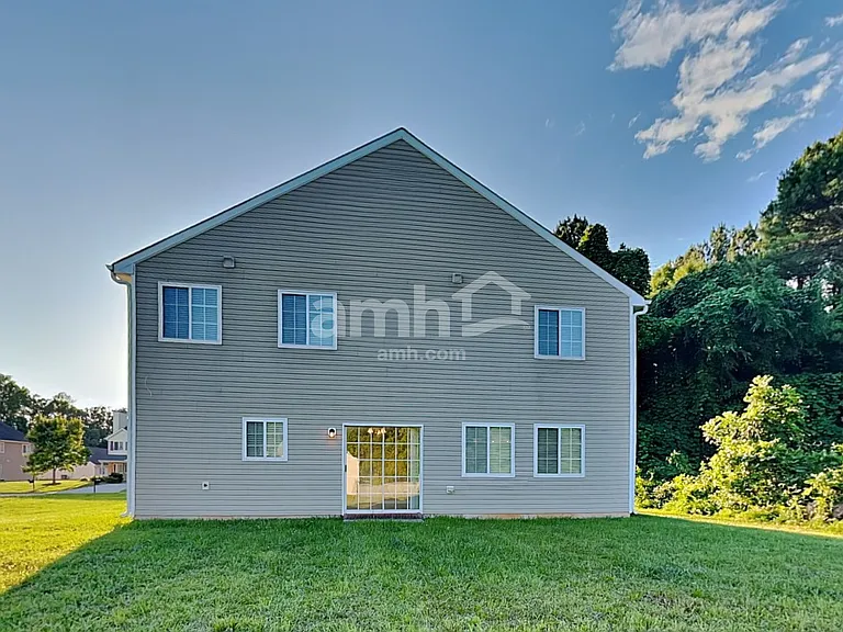 107 Oak Knoll Dr — Photo 21