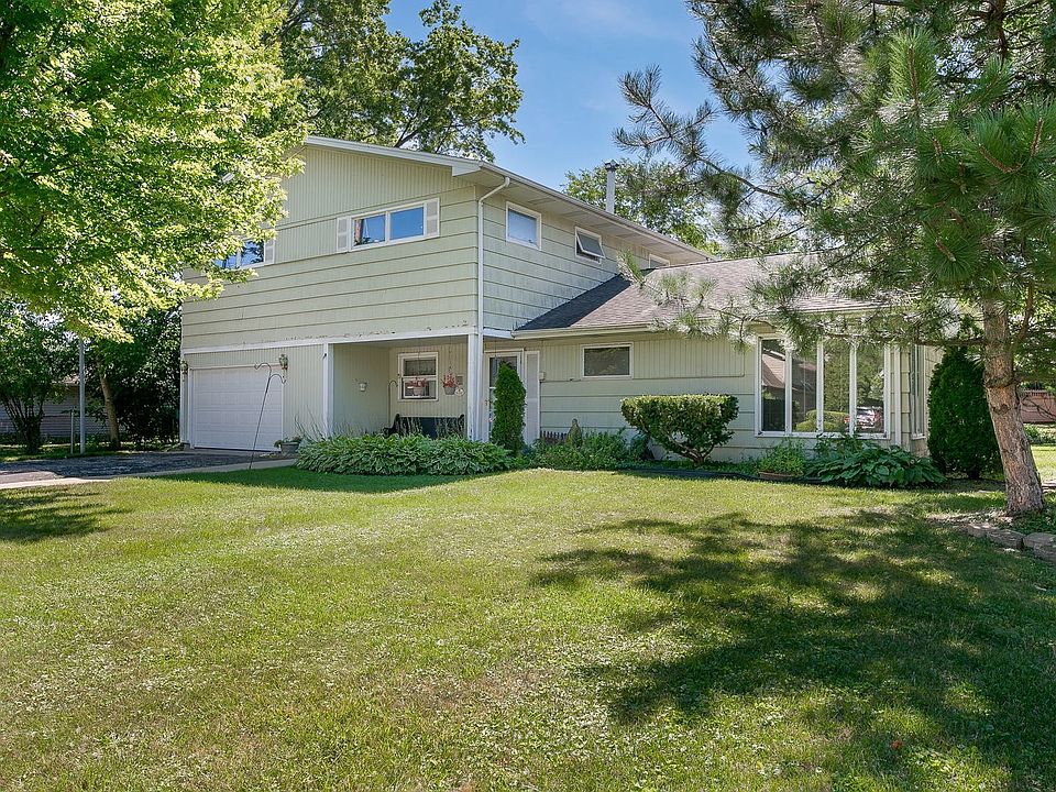 610 Hillside, Hinsdale, Golfview Estates