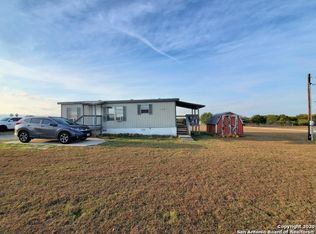 9033 Trainer Hale Rd, Schertz, TX 78154