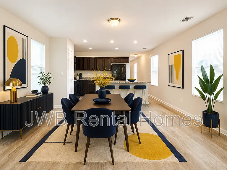 7959 India Ave — Photo 5
