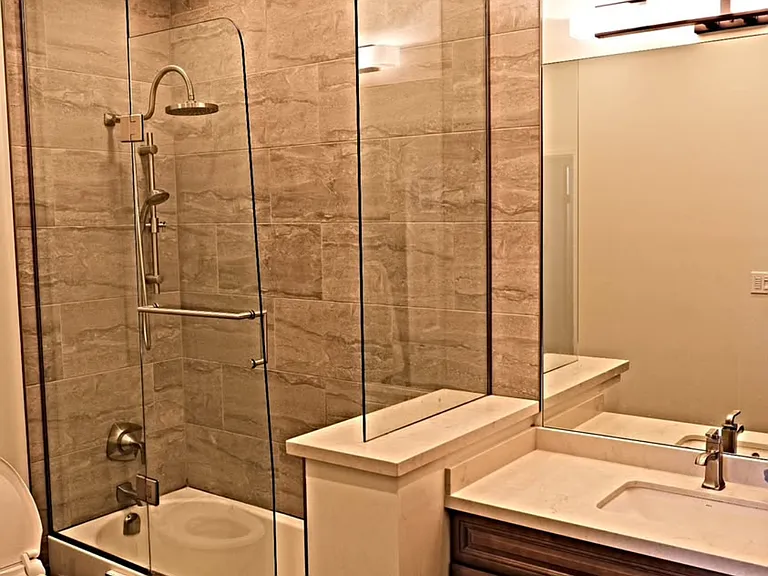 195 Saint Patrick St #Penthouse 6 — Photo 7