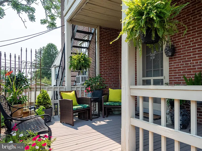 318 N Matlack St #3R — Photo 25
