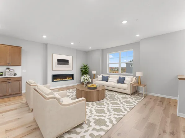 23164 Willow Dr, Rogers, MN 55374