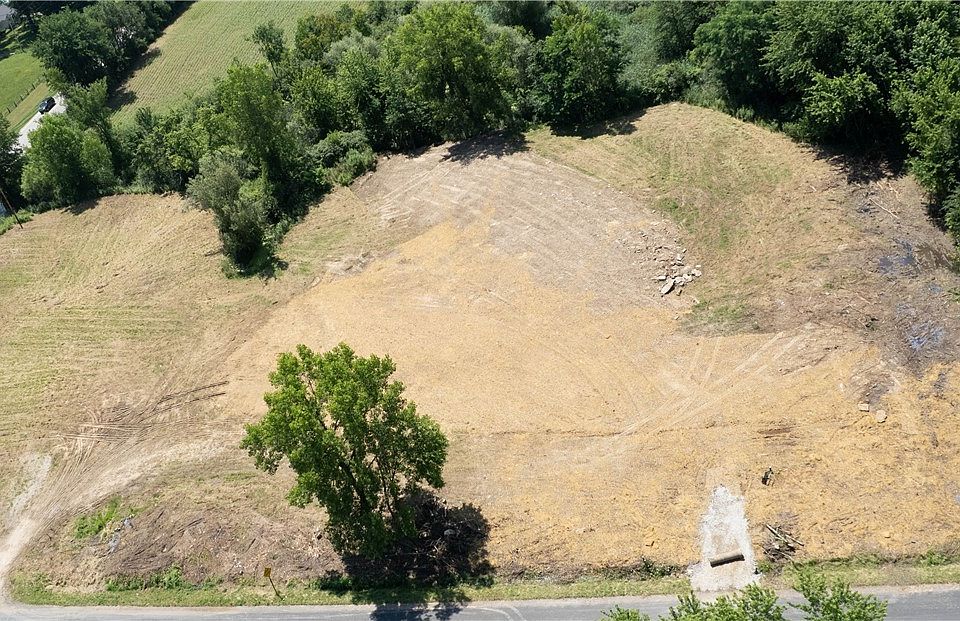 1st image of 3646 Samuel Rd
