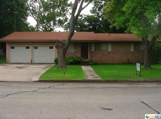 1216 Rivercrest Dr, New Braunfels, TX 78130