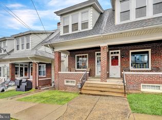 49 Crestmont St, Reading, PA 19611
