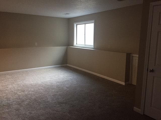 2nd image of 858 3rd St SE