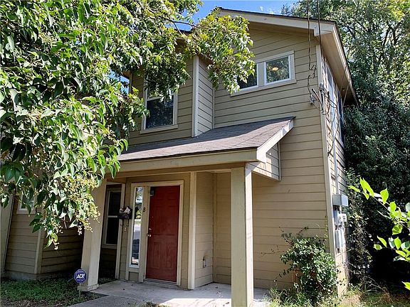 2nd image of 6513 Linda Ln #B