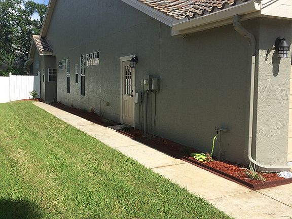 2nd image of 1681 Arabian Ln
