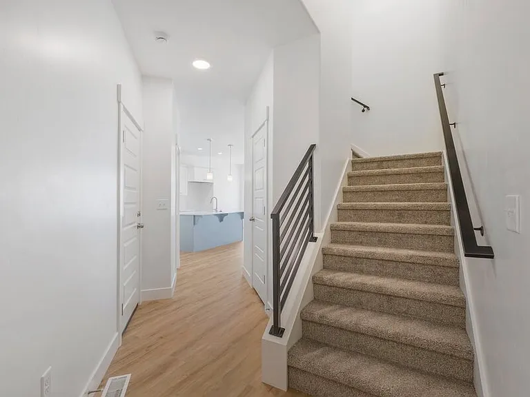 4628 W Boseman Ln #1 — Photo 7