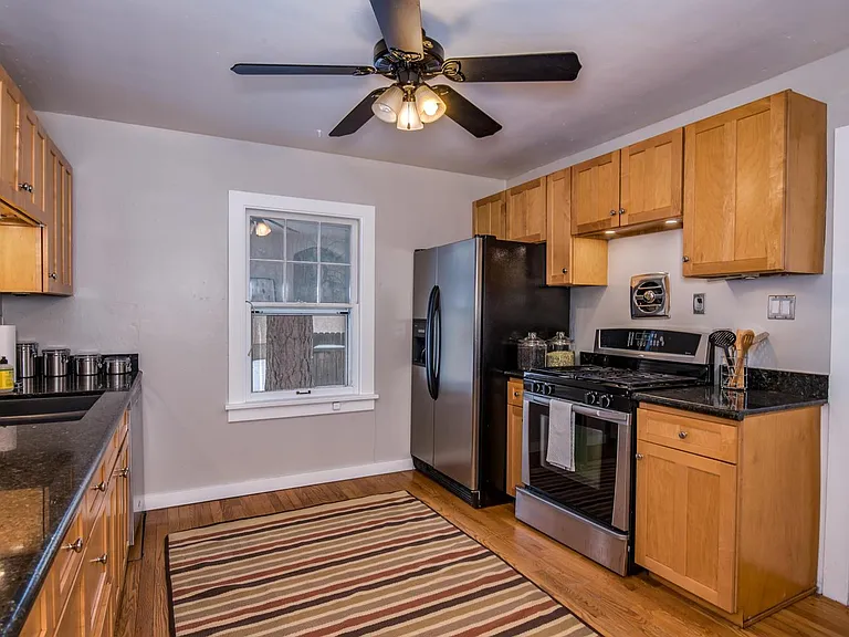 3229 W 44th Ave — Photo 2