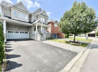 90 Crowther Dr, Newmarket, ON L3X3G4