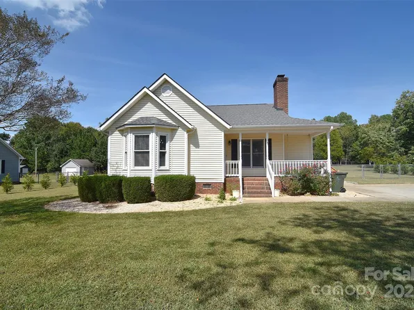 2506 Foxworth Dr, Monroe, NC 28110