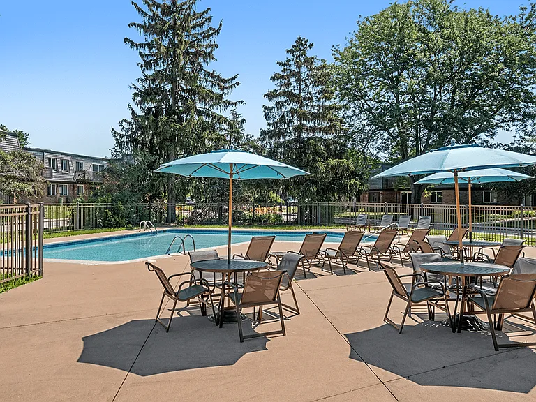 Come Relax at the Pool