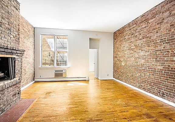 3rd image of 316 W 90th St APT 2