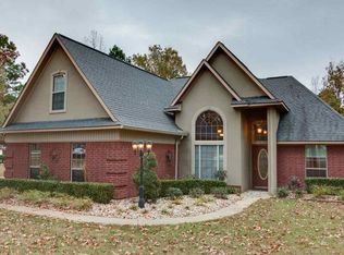 106 Wilderness Cv, Texarkana, TX 75501