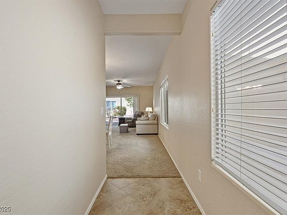 5th image of 7945 Woodlark Ct