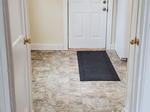 4th image of 1007 E 16th St