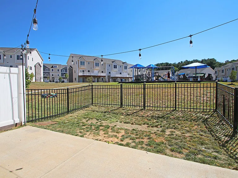 1412 Palomino Trl — Photo 29