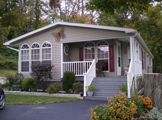 6 Old State Rd TRLR 127, Highland Falls, NY 10928