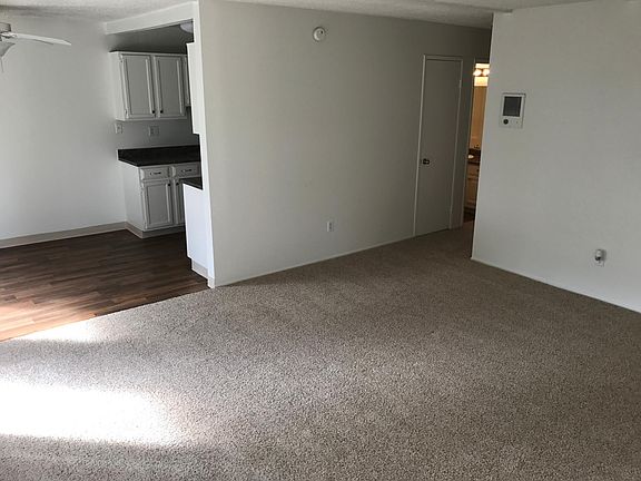 4th image of 725 S Nardo Ave APT J6
