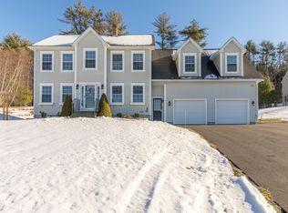 28 Kings Ln, Windham, ME 04062