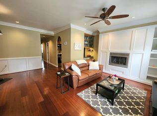 8 Andrew Pl, Baltimore, MD 21201