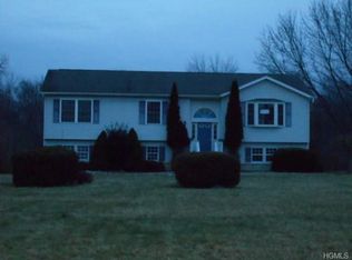 8 Bronner Rd, Bloomingburg, NY 12721