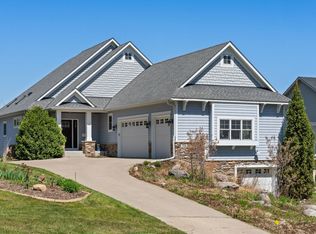 208 E Lake St, Waconia, MN 55387