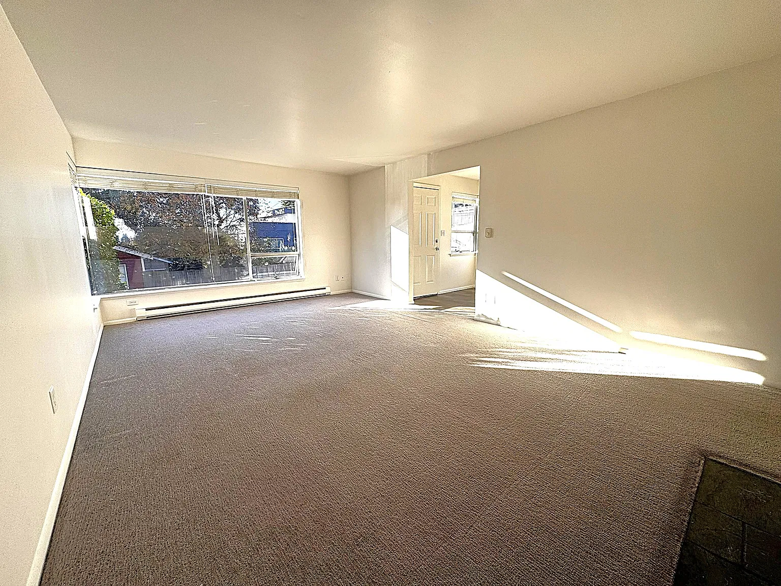 2 bed, 850 sqft, $1,850 — Photo 4