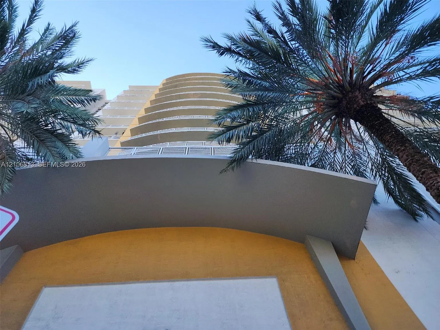 Brickell Vista Condo — Photo 2