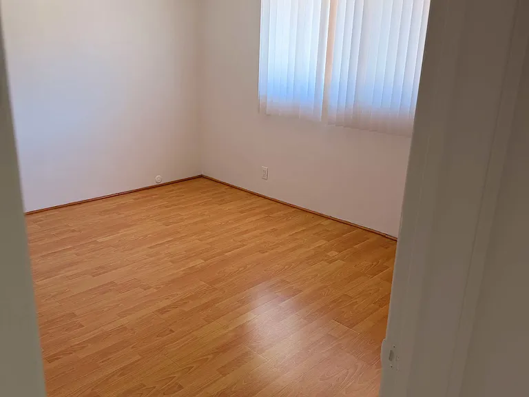 1115 Highland Oaks Dr #20 — Photo 7