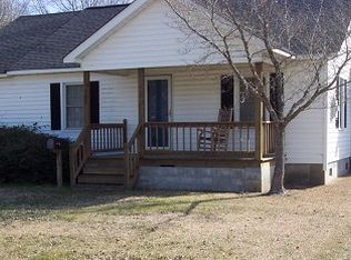 305 Cashie St, Windsor, NC 27983