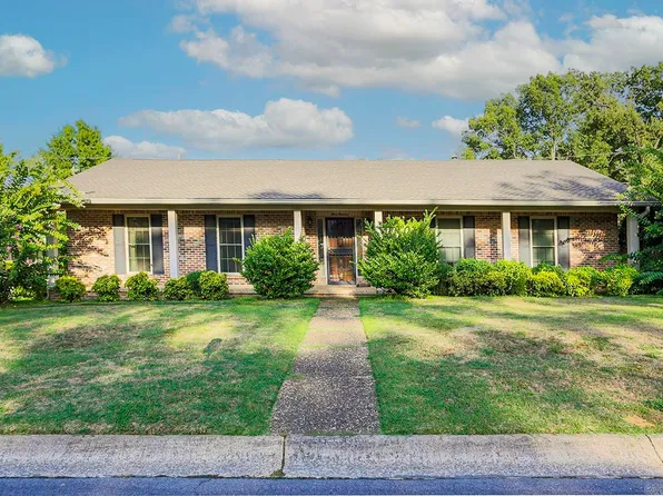 300 Burntwood Rd, Sherwood, AR 72120