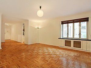 4th image of 166 E 63rd St APT 3L